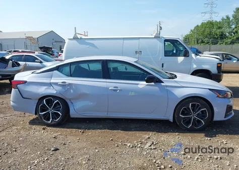 2025 Nissan Altima Sr Fwd из США, поврежденный, VIN 1N4BL4CV6SN328100